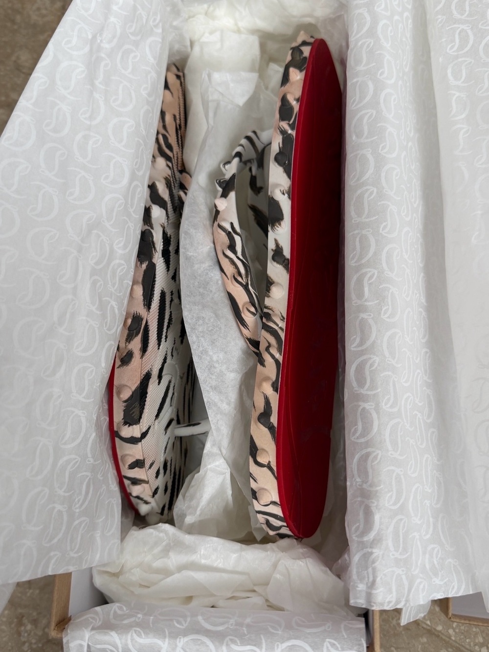 Christian Louboutin White & Black Animal Print Studded Donna Loubi Flip Flops 38 - Picture 14 of 16